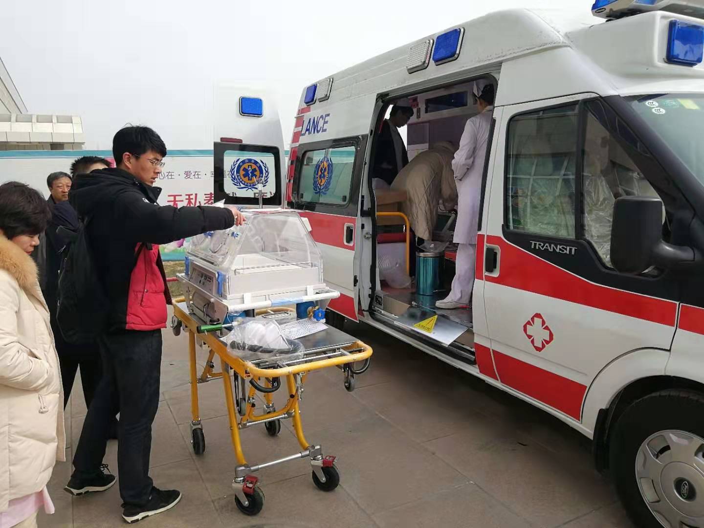 萨迦县救护车转院